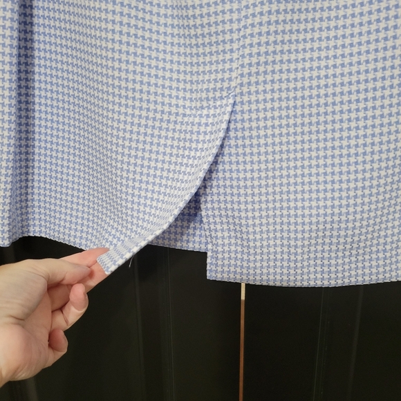 Short sleeve suit jacket with matching skirt - Picture 6 of 9